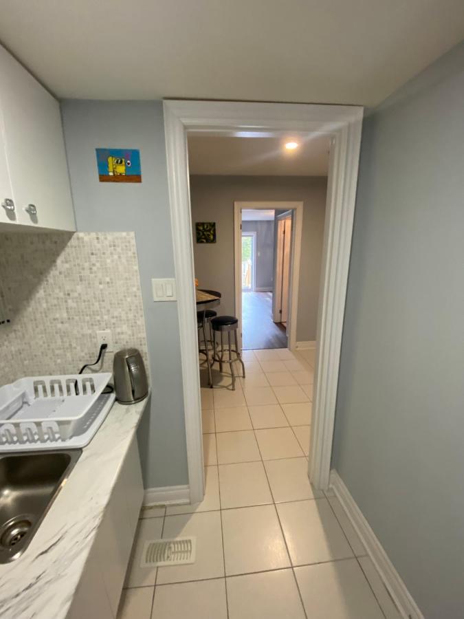 2 Bedroom With 2 Ensuites Unit In Richmond Hill Exteriör bild