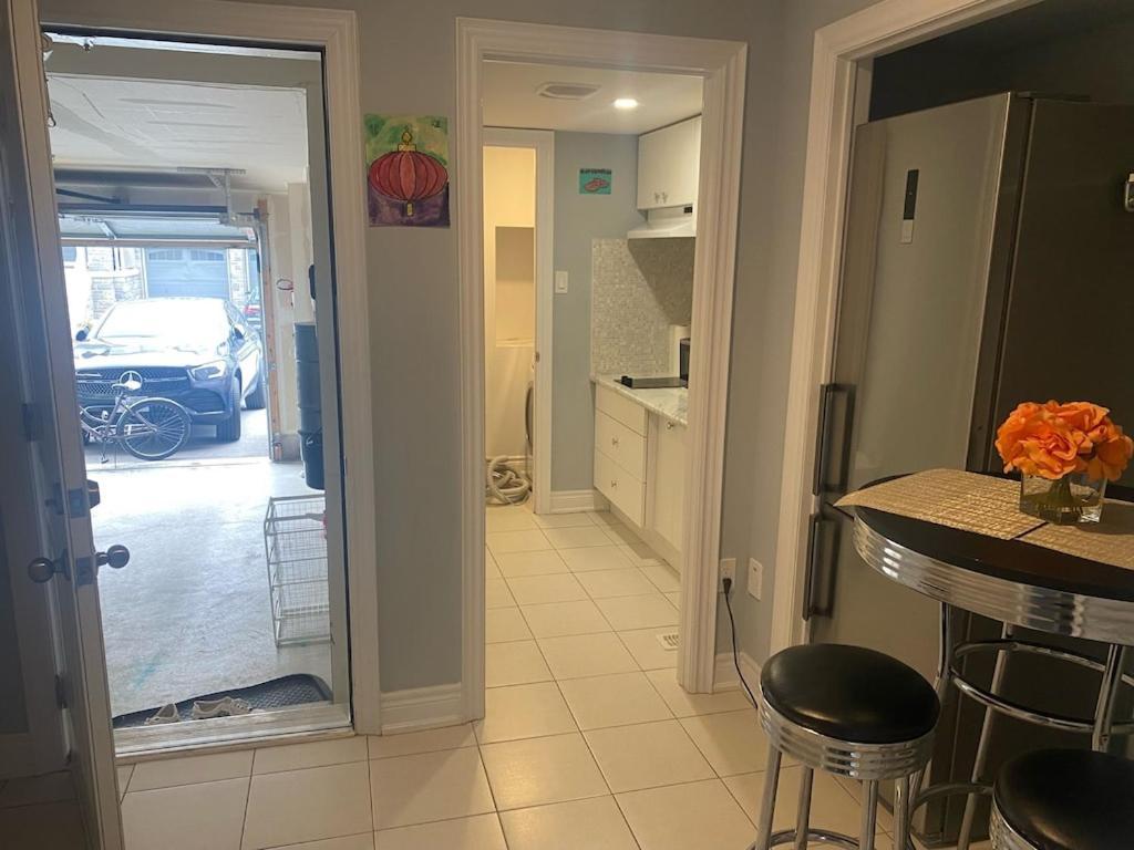 2 Bedroom With 2 Ensuites Unit In Richmond Hill Exteriör bild